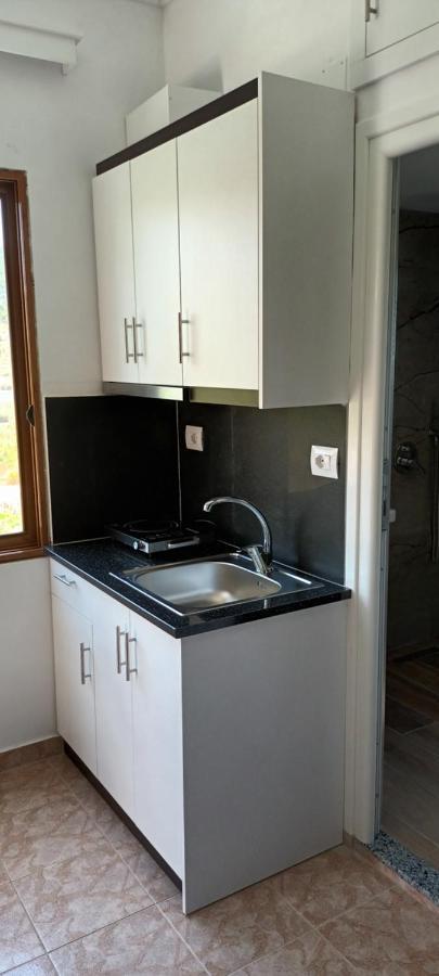 Apartments Resul Pushi Εξαμίλιο Εξωτερικό φωτογραφία