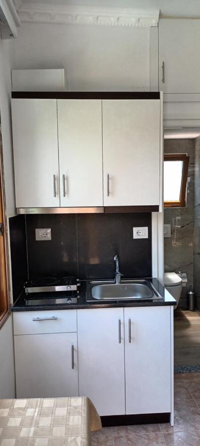 Apartments Resul Pushi Εξαμίλιο Εξωτερικό φωτογραφία