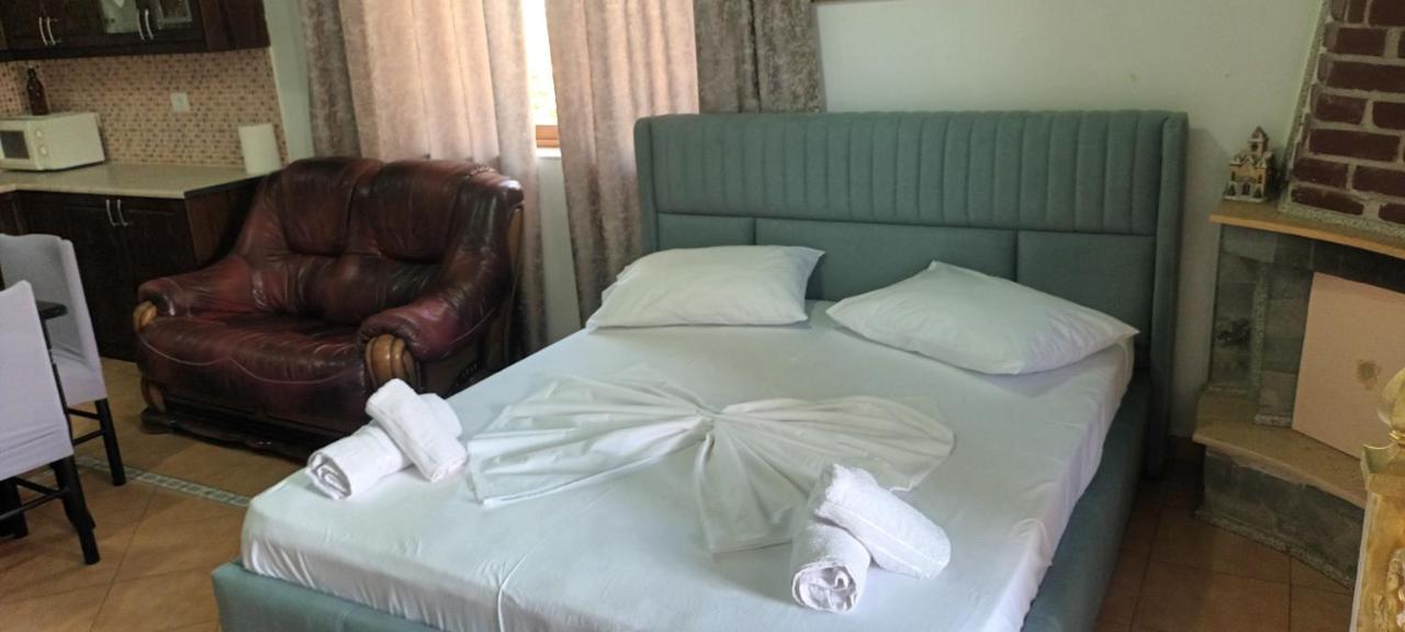 Apartments Resul Pushi Εξαμίλιο Εξωτερικό φωτογραφία